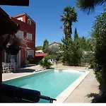 Aparthotel Redhouse Zen Roques (Haute-Garonne)